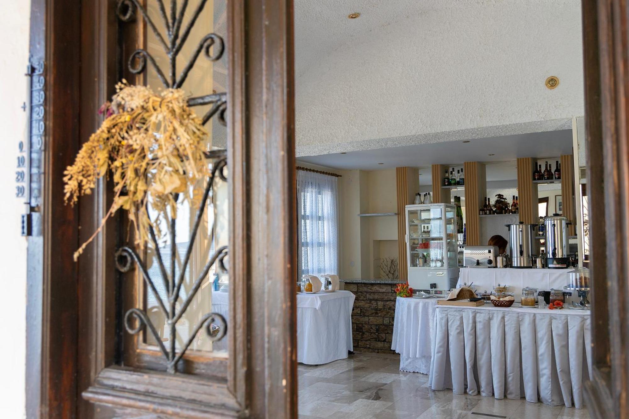 Amfilissos Hotel Koumeika Dış mekan fotoğraf